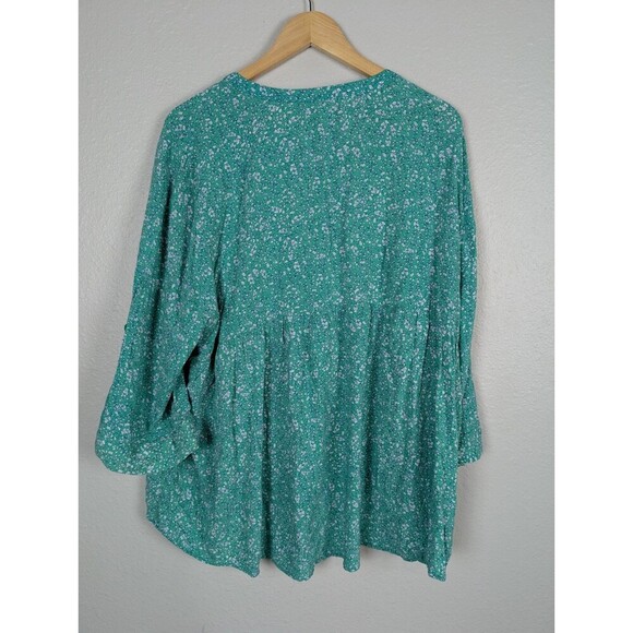 Cynthia Rowley Women's Green Floral White Flowers Ruffle Bottom Blouse 3X 173 - Picture 2 of 6